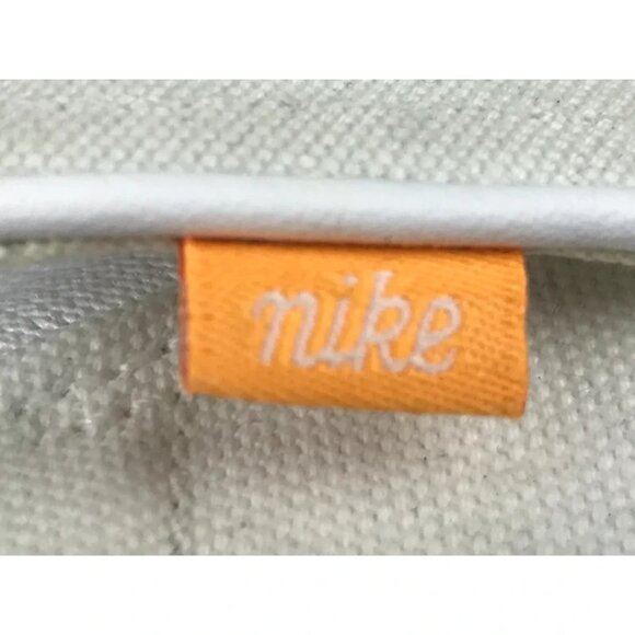 Nike BQ9138-100‎ Womens Court Royale AC SLP White Low Top Canvas Shoe Size 8.5 - Picture 8 of 10